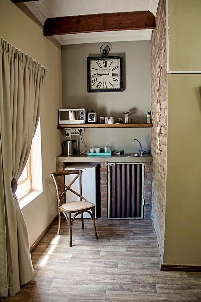 Cape Karoo Guesthouse Бофорт-Уэст Экстерьер фото